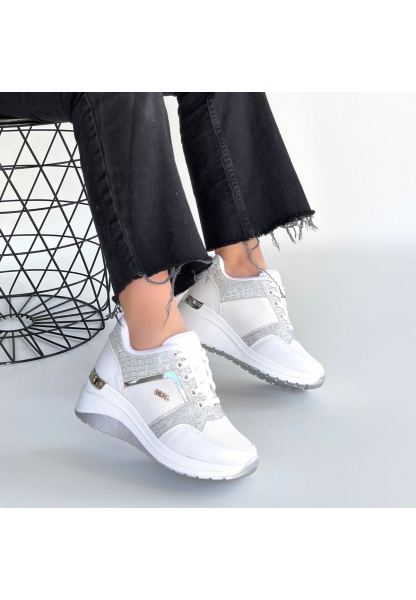 Geja Beyaz Cilt Bağcıklı Spor Ayakkabı