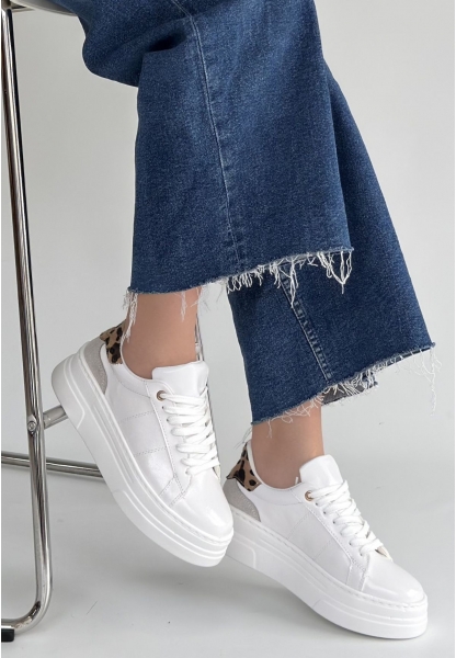 Jetan Beyaz Rugan Bağcıklı Spor Ayakkabı