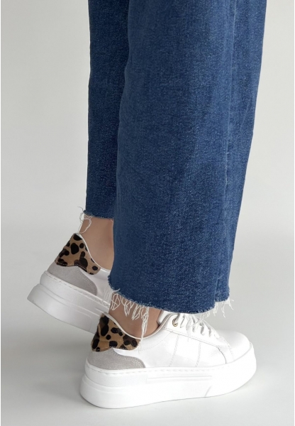 Jetan Beyaz Rugan Bağcıklı Spor Ayakkabı