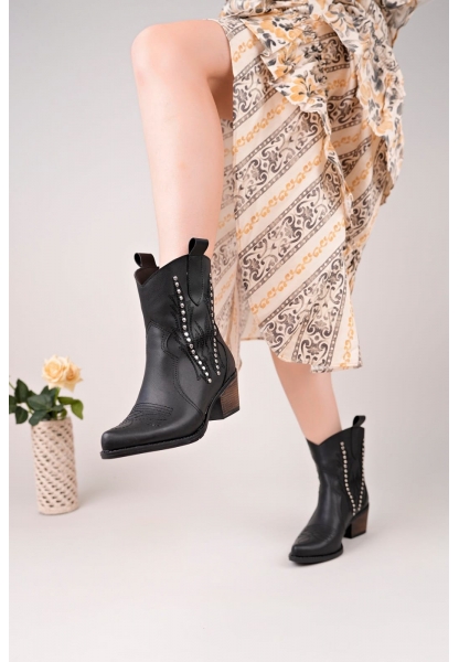 Matin Siyah Cilt Topuklu Bot