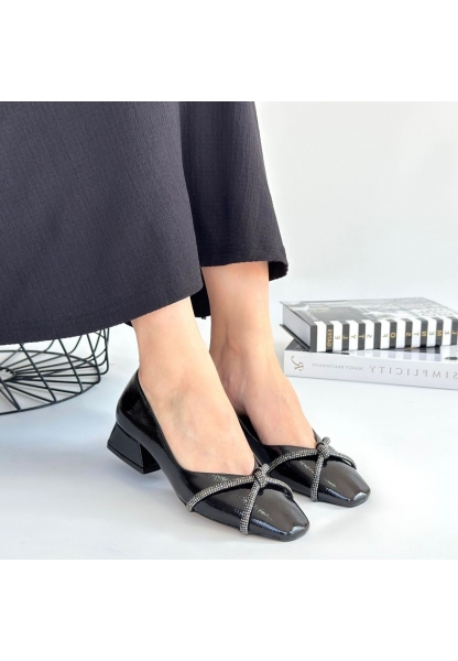 Pety Siyah Rugan Topuklu Ayakkabı