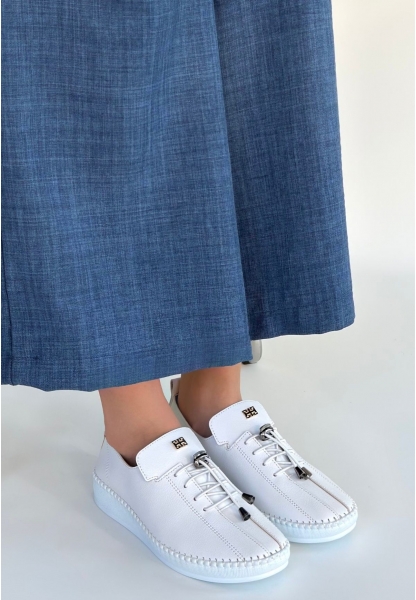 Warte Beyaz Cilt Bağcıklı Spor Ayakkabı