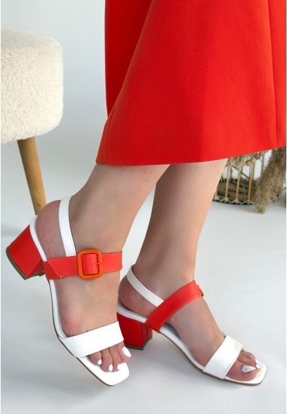 Year Beyaz Cilt Turuncu Detaylı Topuklu Ayakkabı