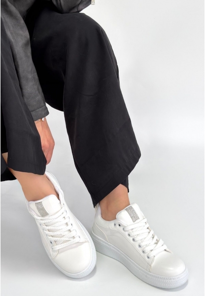 Yier Beyaz Cilt Bağcıklı Spor Ayakkabı