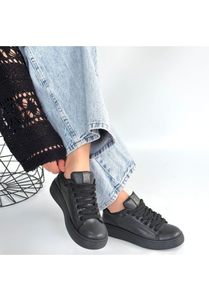 Yier Siyah Cilt Bağcıklı Spor Ayakkabı